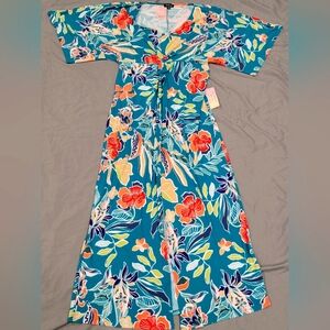 Brand New With Tags Venus Tropical Dress Maxi vacation.